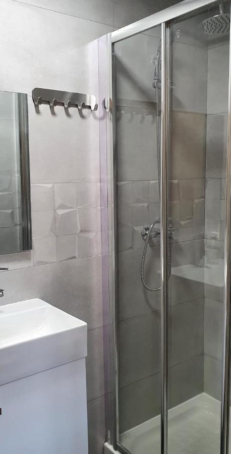 Double Room Private Bathroom,1022743498:JPEG