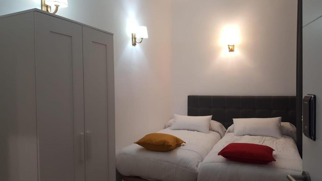 Quarto Twin com Terraço