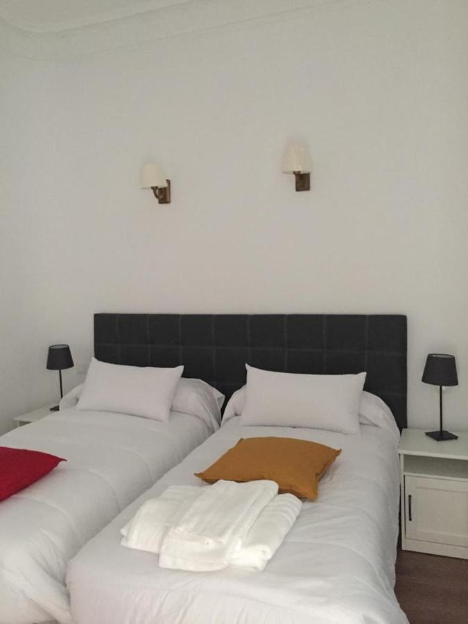 Quarto Familiar com Casa de Banho Privativa