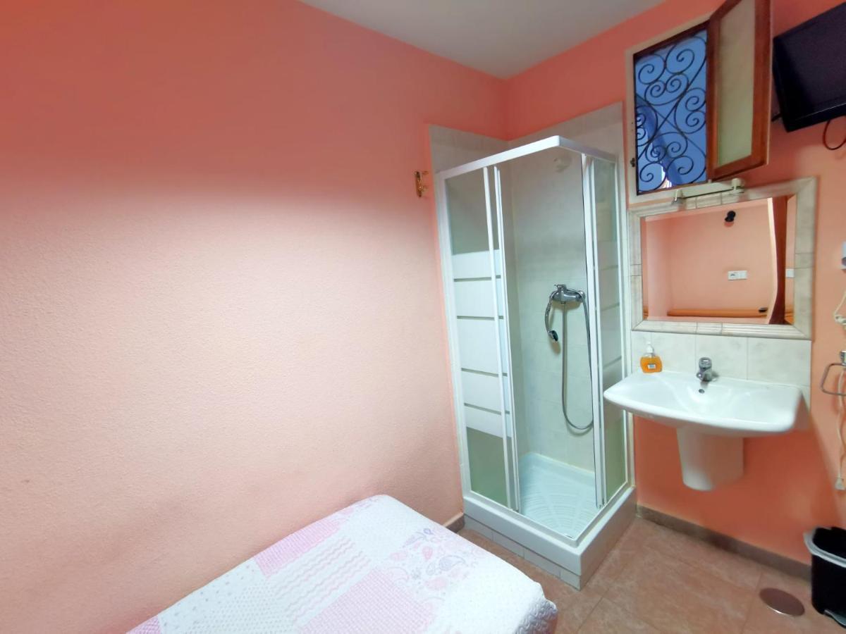 Single Room,1137313732:JPEG