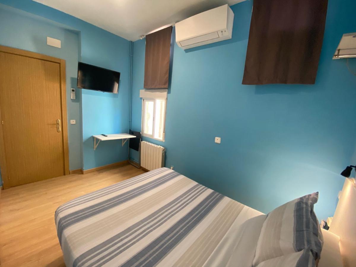 Quarto Duplo com Casa de Banho Privativa