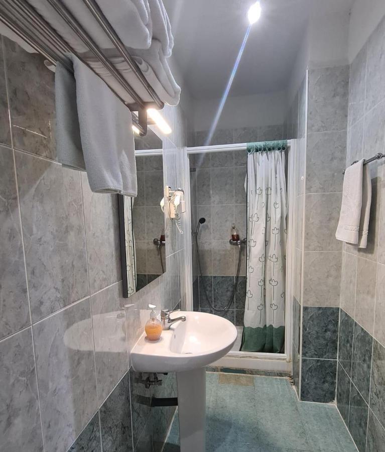 Quarto Duplo Deluxe com Cama Extra