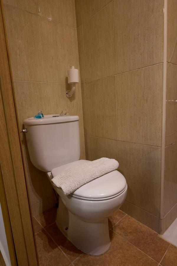 Single Room,1580186448:JPEG