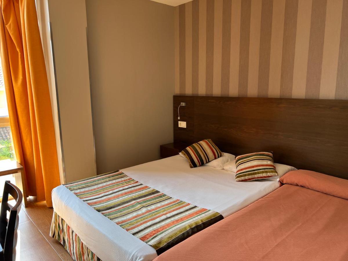 Double Room Extra Bed,1009333642:JPEG