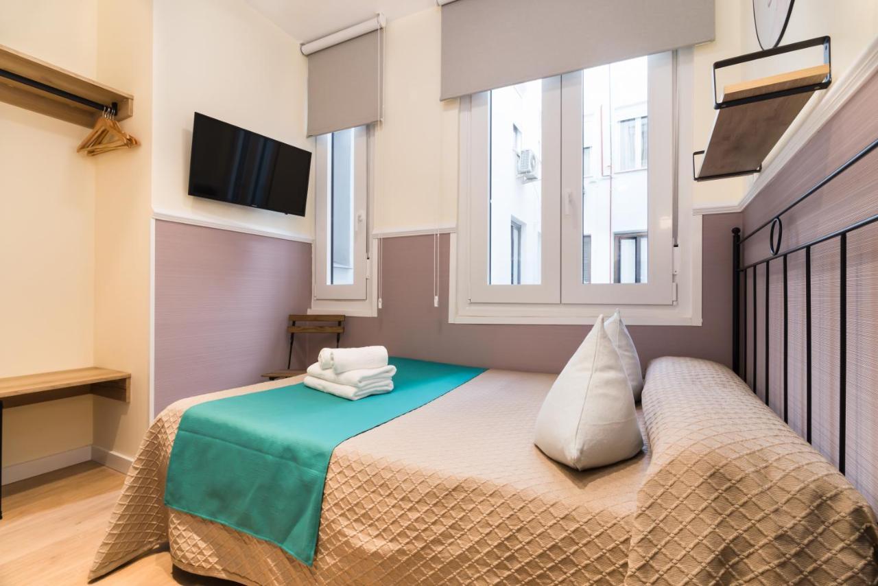 Budget Double Room,1318756039:JPEG