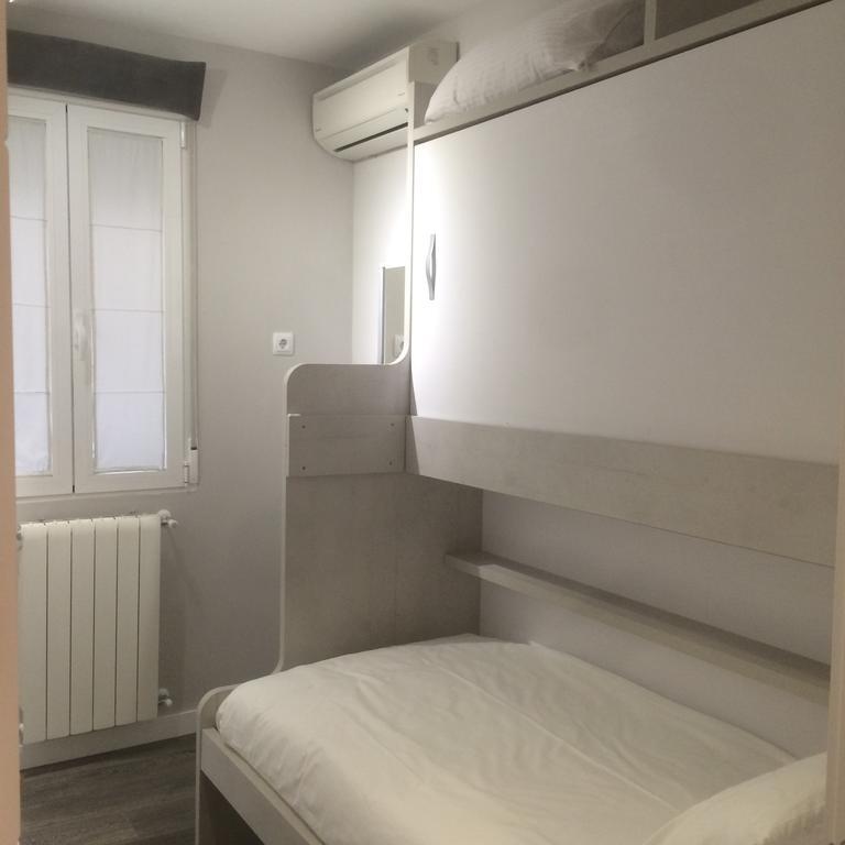 Quarto Twin com Casa de Banho Privativa