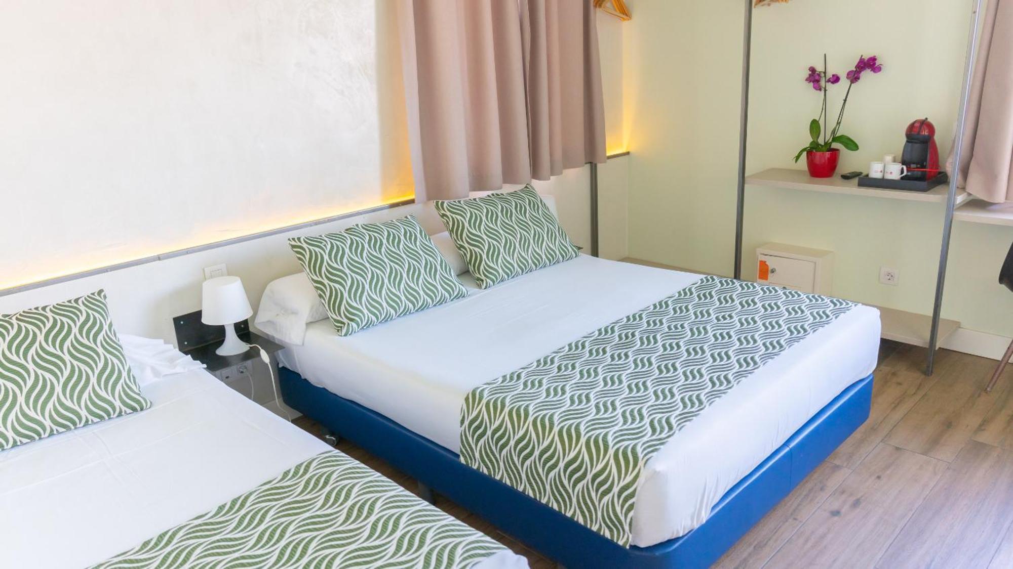 Quarto Triplo Standard