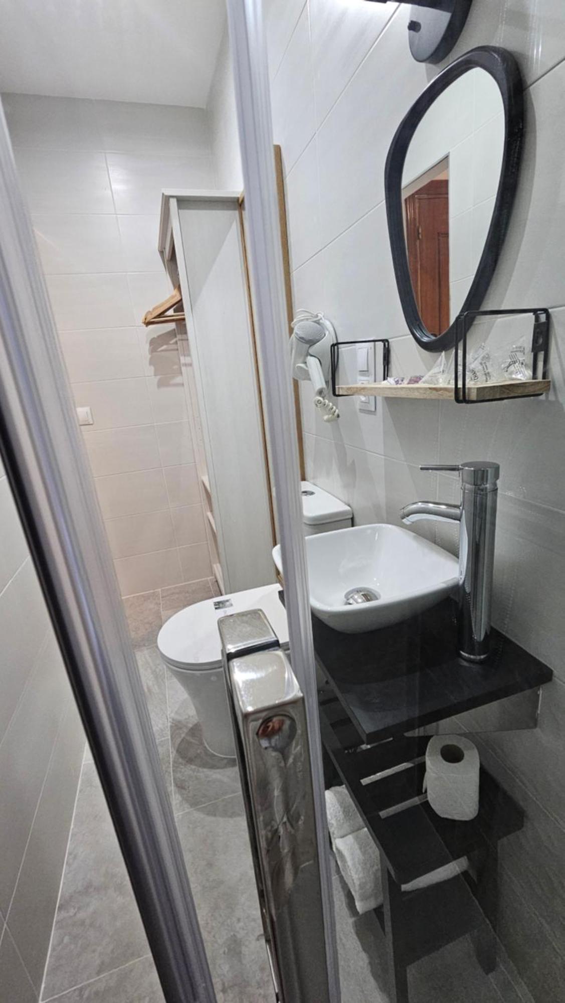 Quarto Triplo Básico