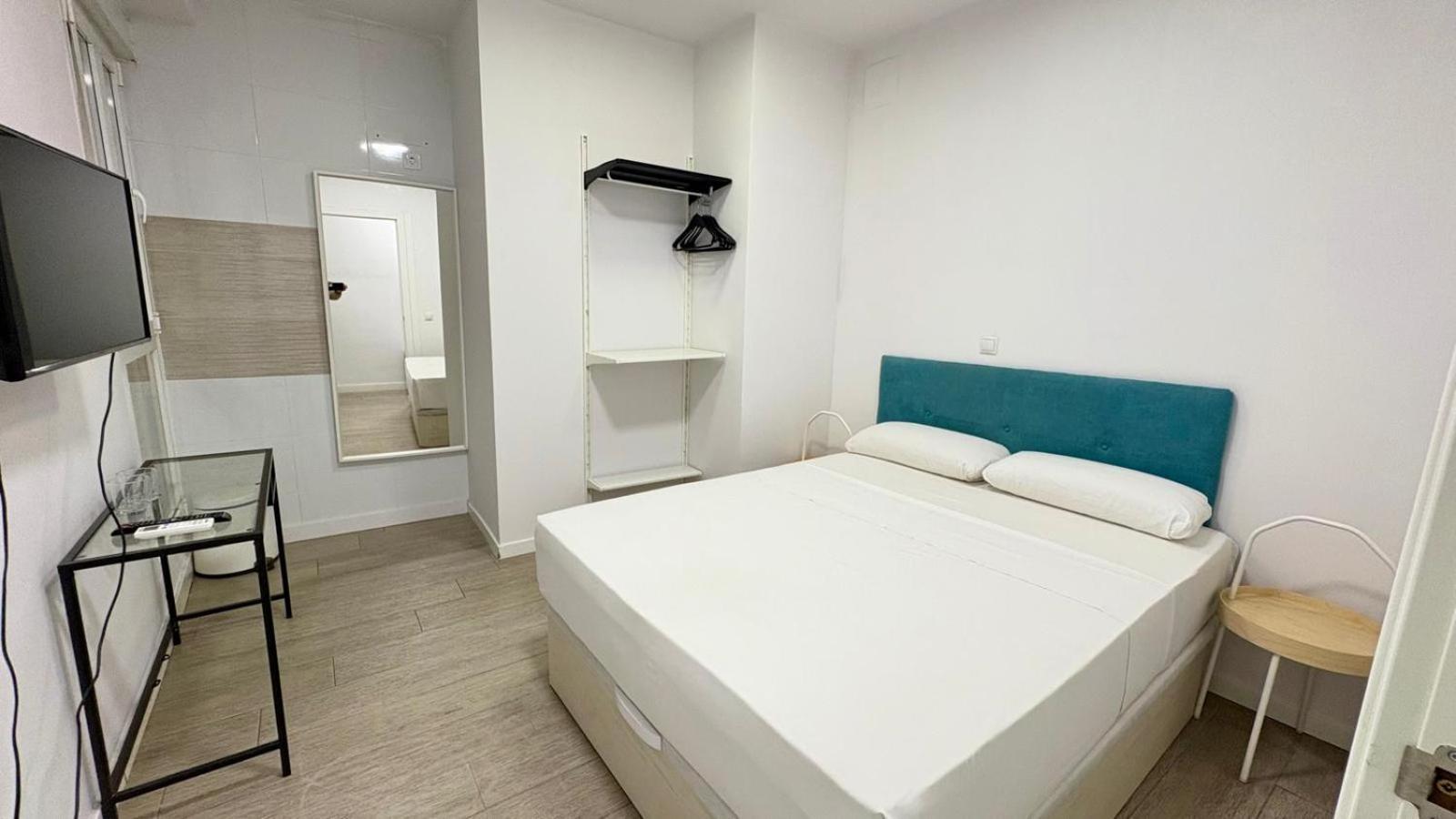 Quarto Duplo Standard com Casa de Banho Partilhada