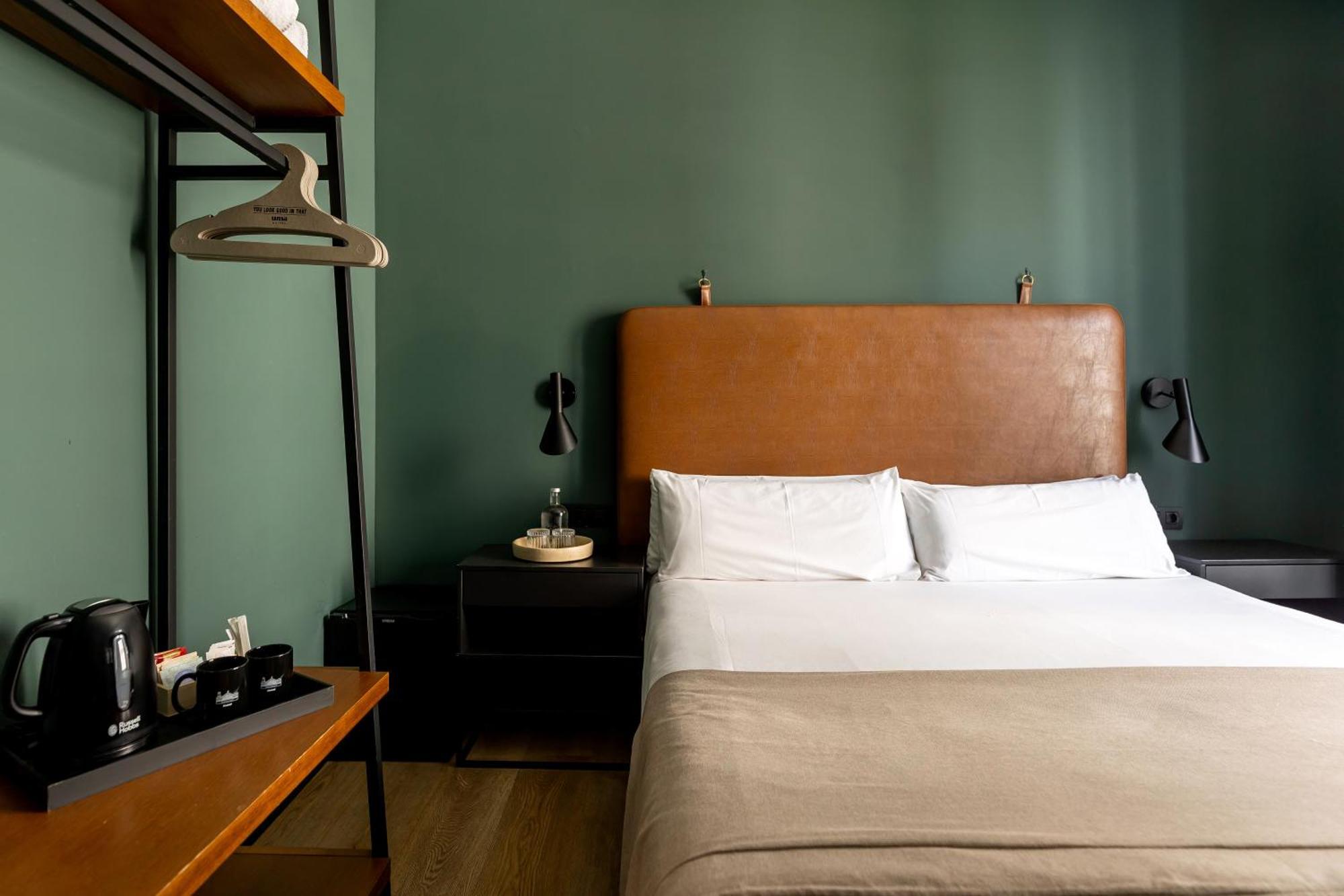 Quarto Duplo com Cama Extra