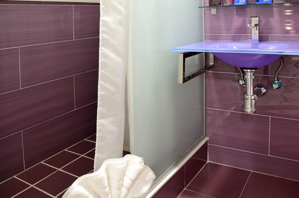 Quarto Individual