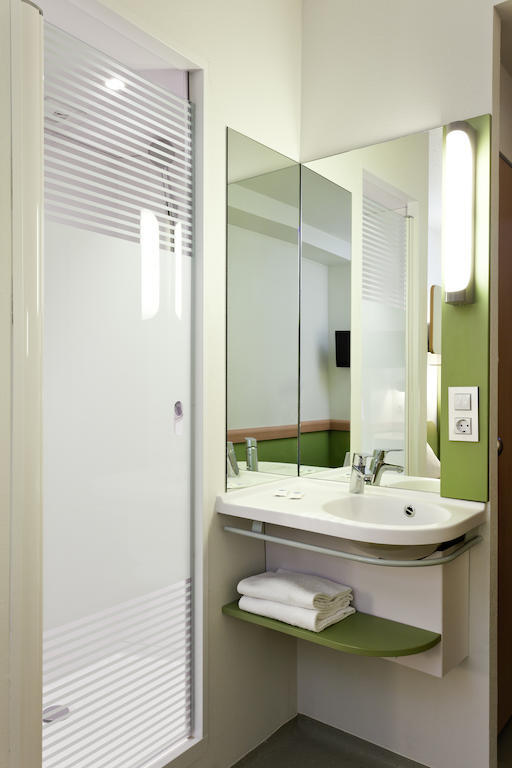Twin Room,246787805:JPEG