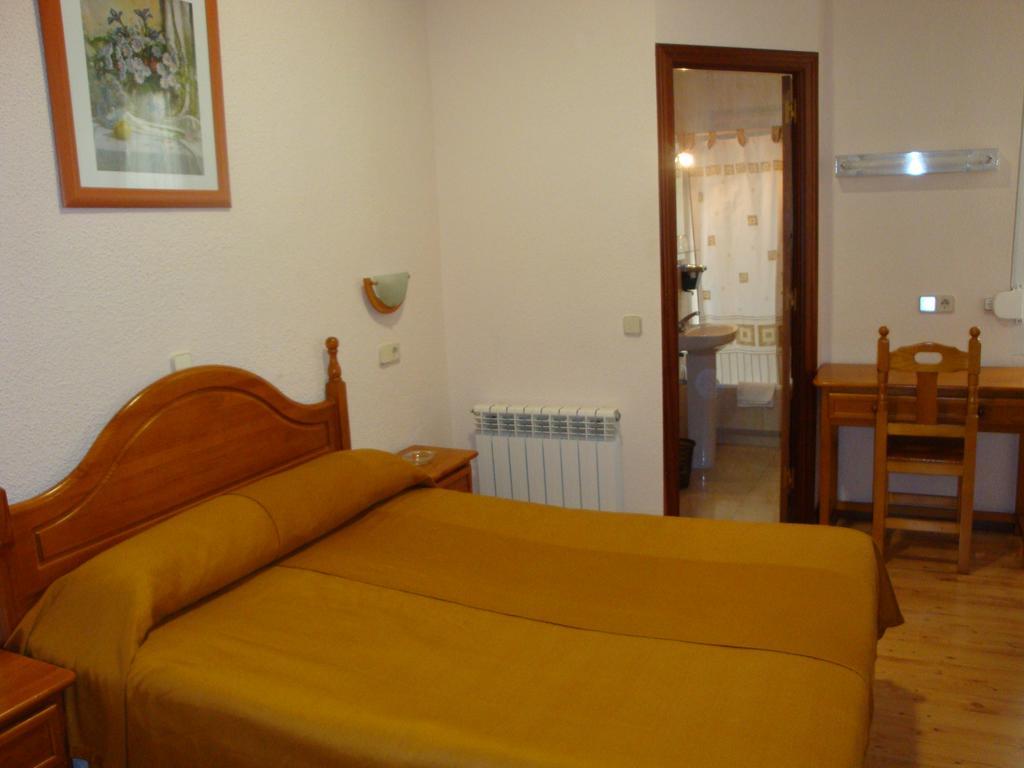 Double Room,664846431:JPEG