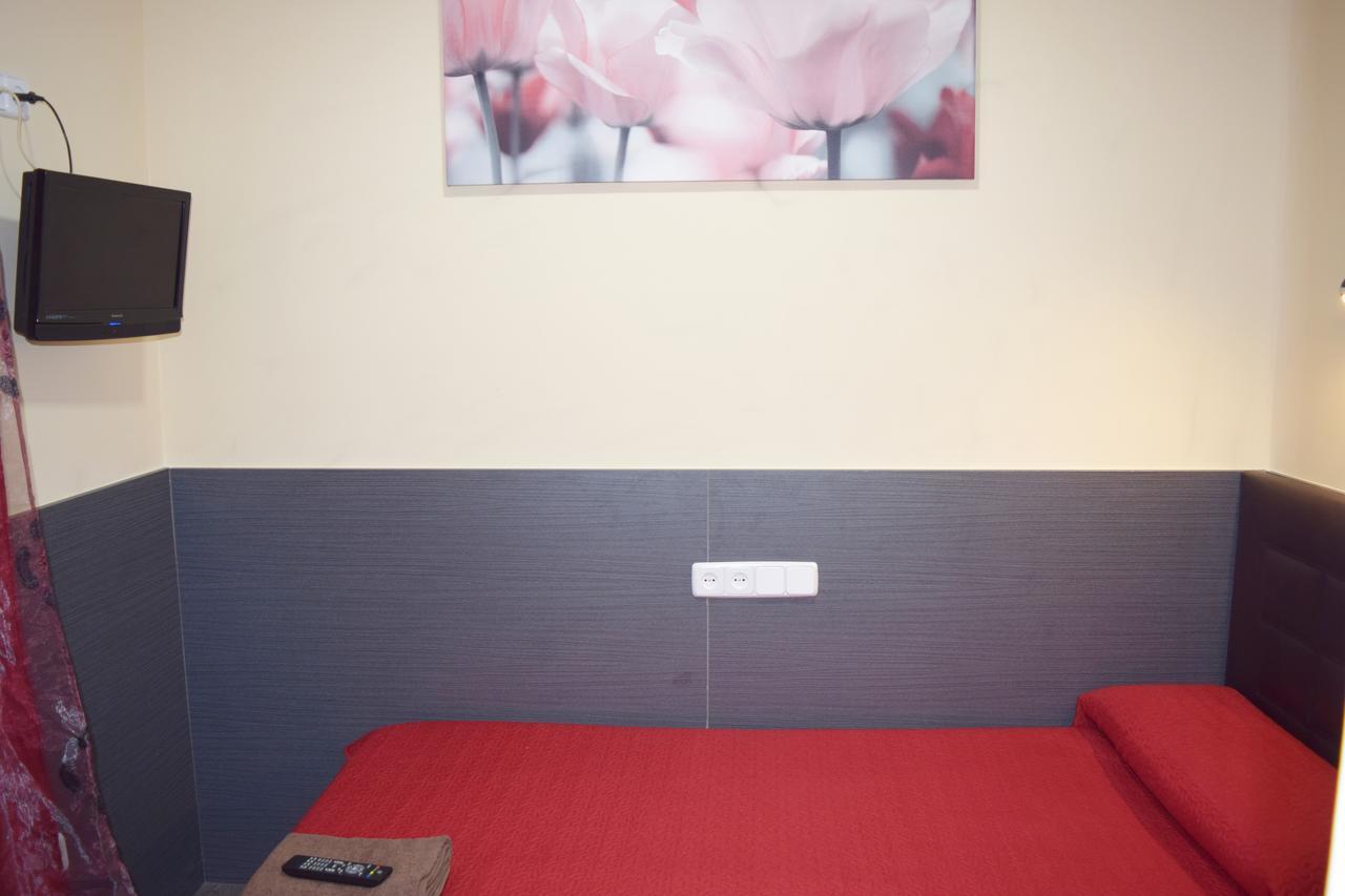 Quarto Individual com Casa de Banho Partilhada
