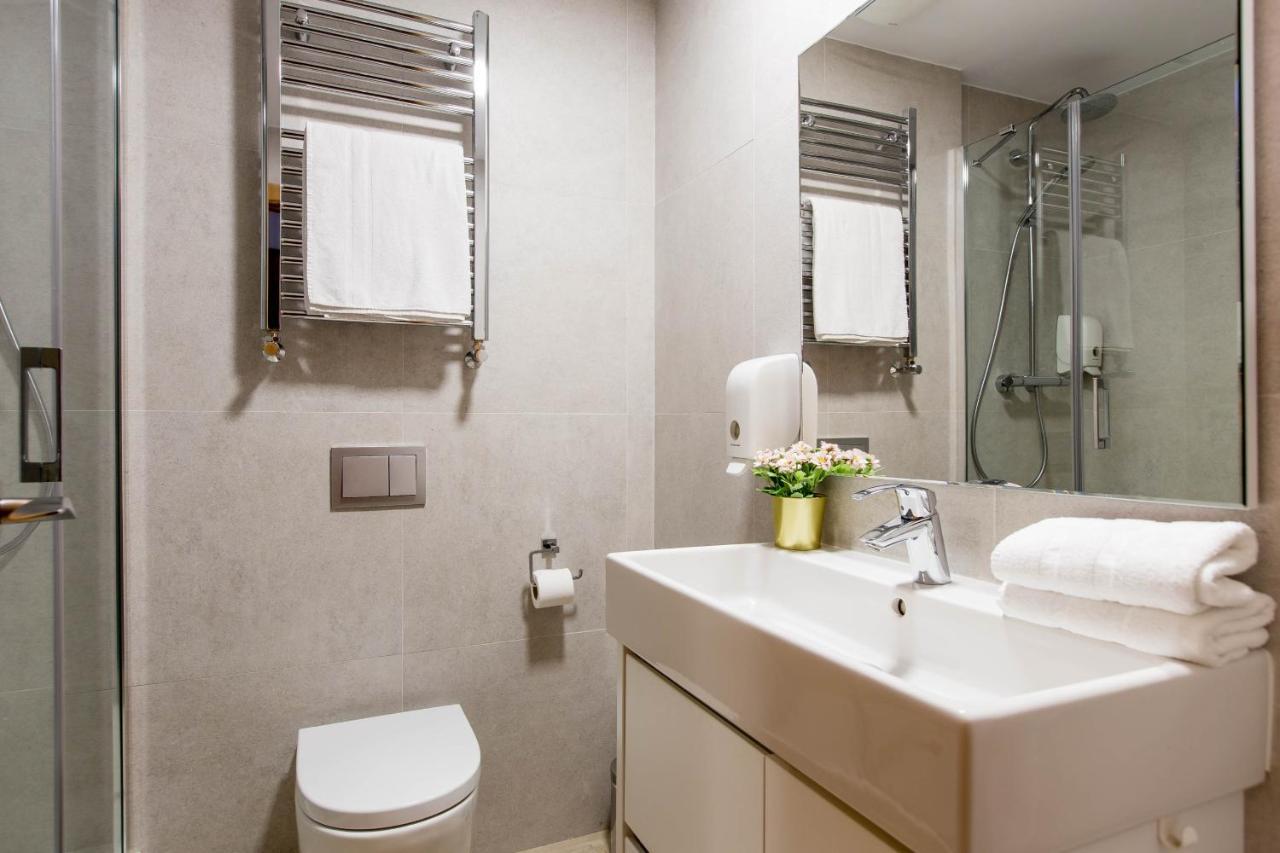 Quarto Duplo com Varanda