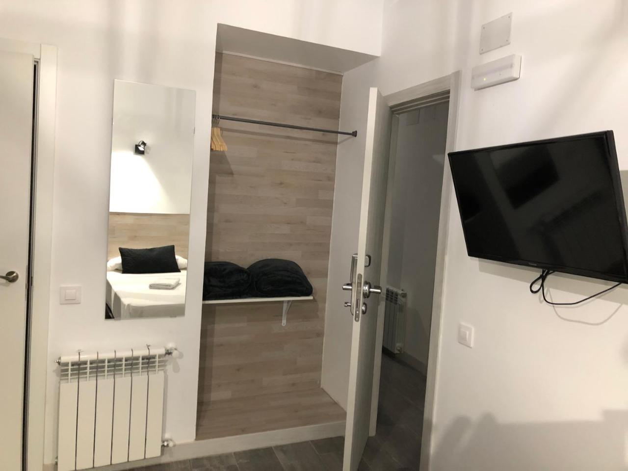 Quarto Twin com Casa de Banho Privativa