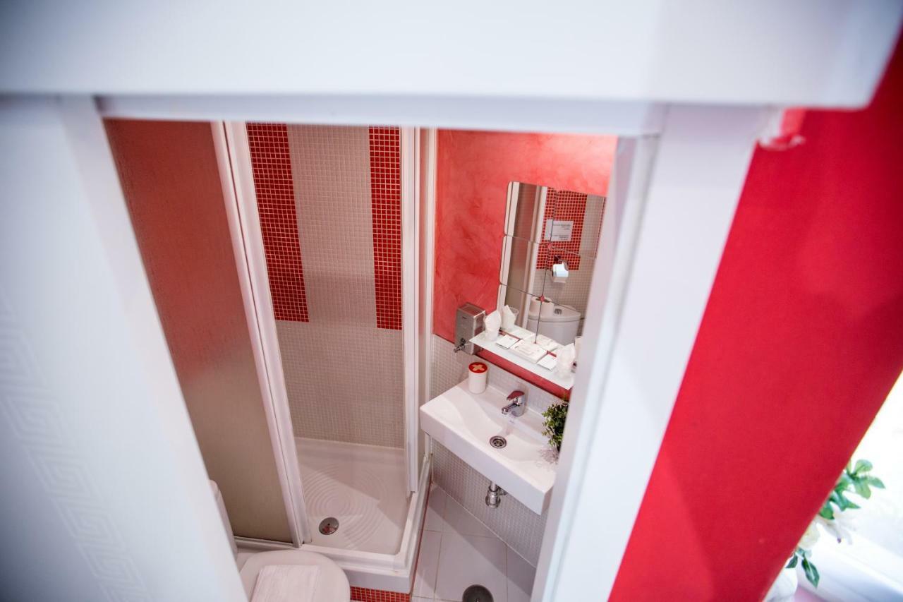 Quarto Duplo