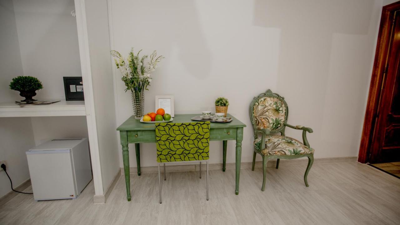 Twin Room,960158500:JPEG