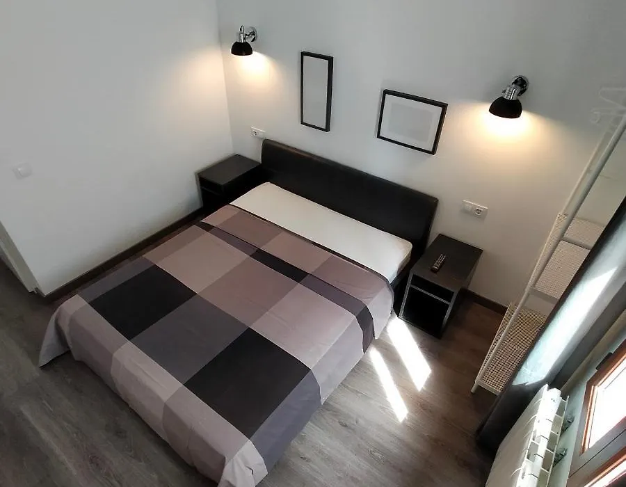 Room Pride-1