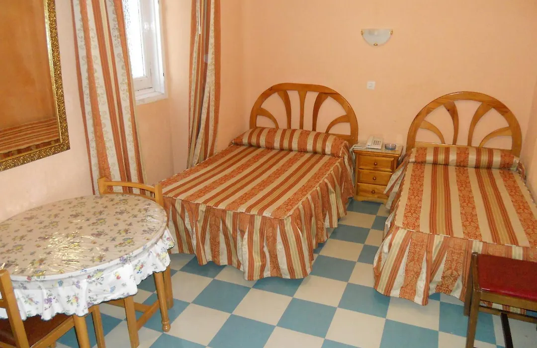 Hostal La Perla Asturiana-1