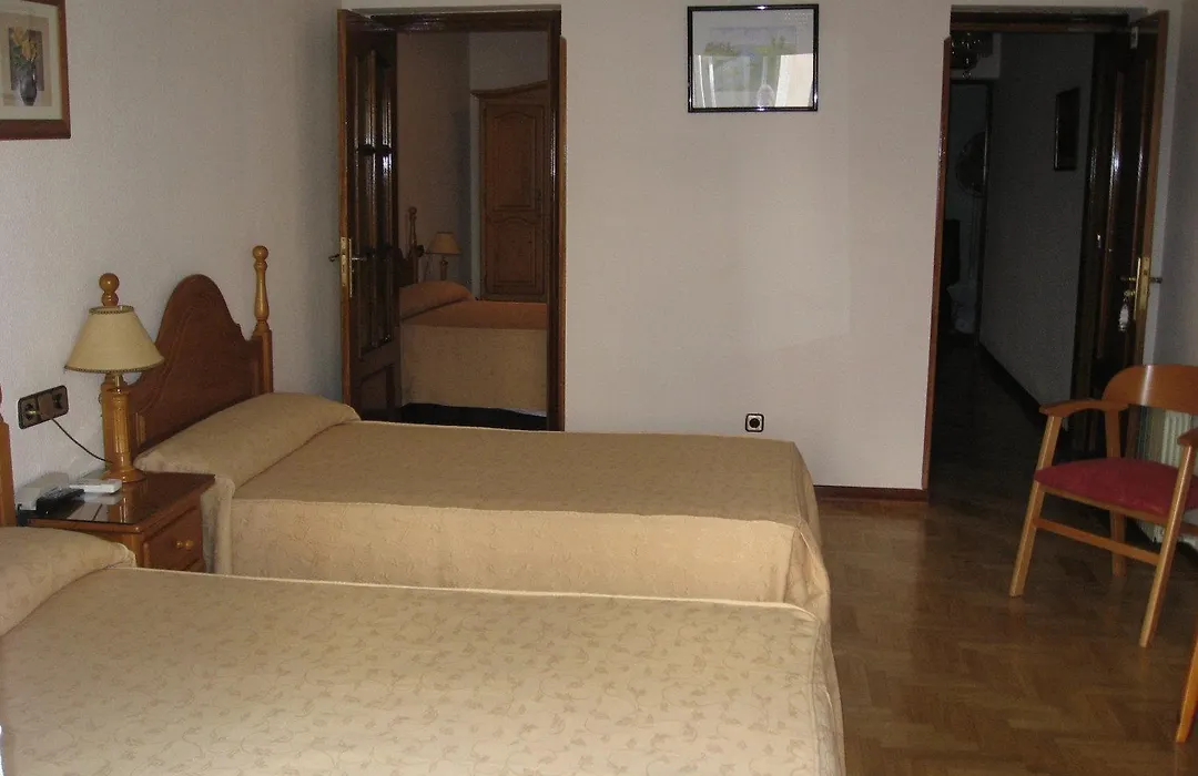 Hostal Maria Cristina-1