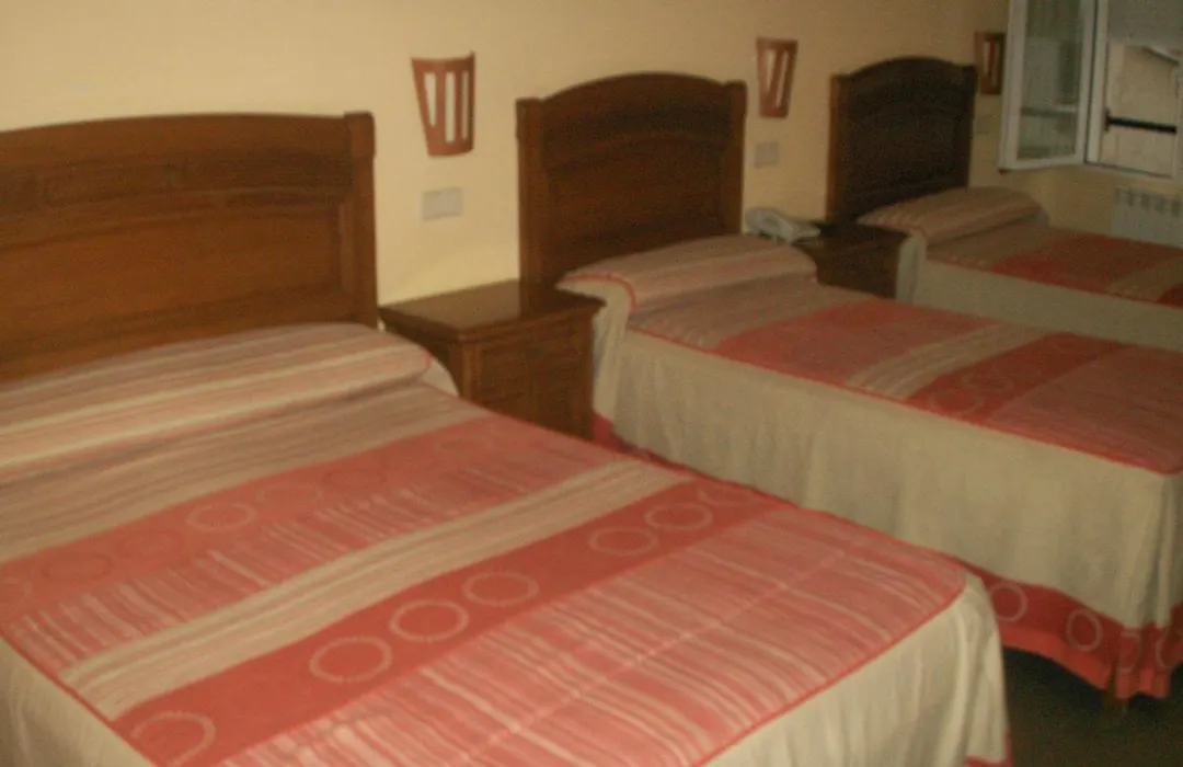 Hostal La Nava-1