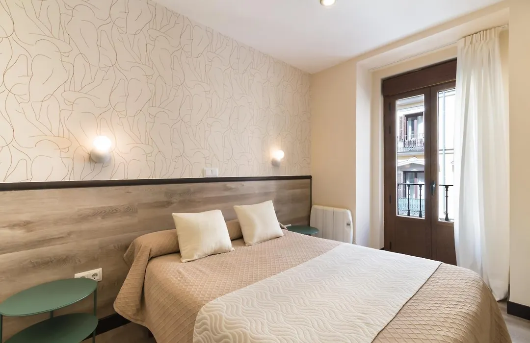 Hostal Art Madrid-1