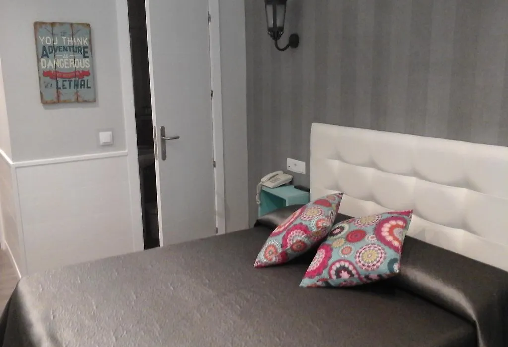 Hostal Don Alfonso-1