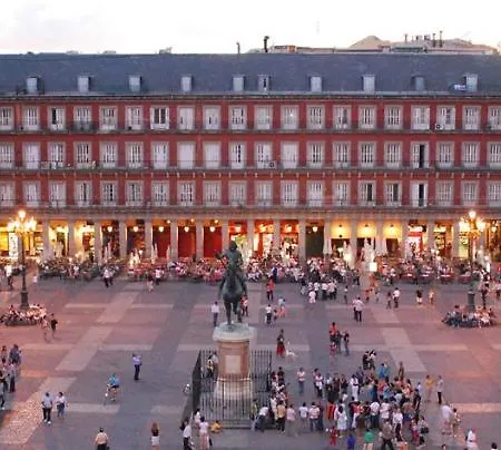 Alfonso VI , Plaza Mayor Apartaments & Rooms-3