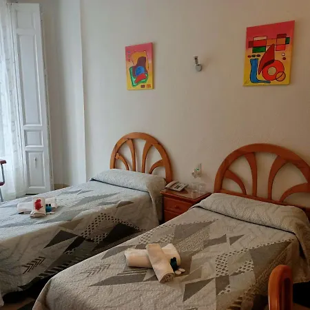 Hostal Continental-3