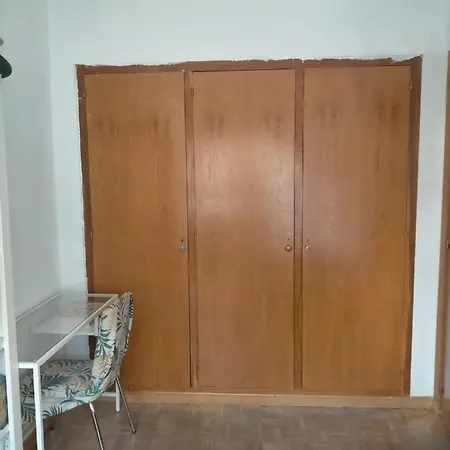 Female Only Pinar Chamartin Habitacion Individual-2