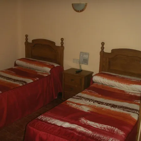 Hostal La Nava-3