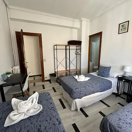 Hostal Arrate-3
