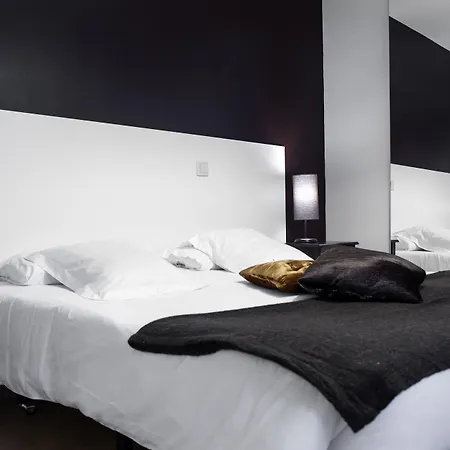 Thc Gran Via Hostel-3
