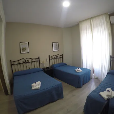 Hostal El Pilar-2