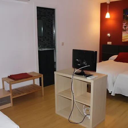 Hostal Falfes-3