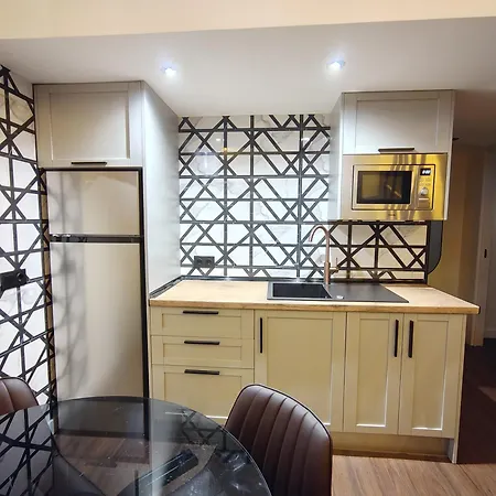 Hostal Jq Madrid 1-2