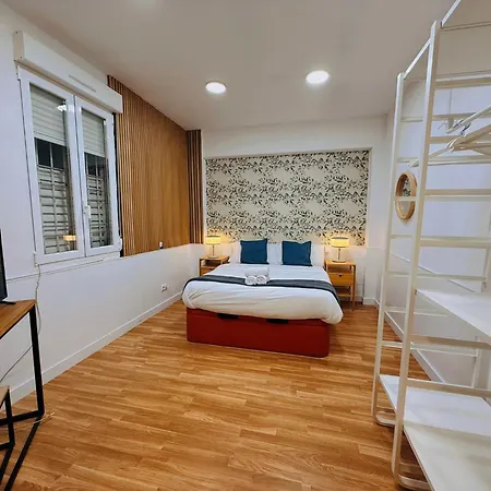 Hola Rooms-3