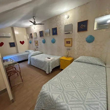 Casa De Huespedes Dolce Vita-2