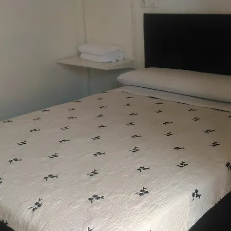 Hostal Alaska-2
